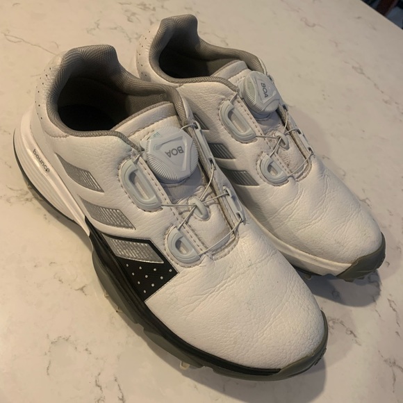 Boys adidas golf shoes! - Picture 3 of 4
